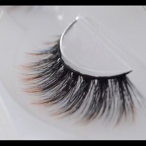 Exclusive Luxury Lashes - Two Tone Blue & Brown Highlights